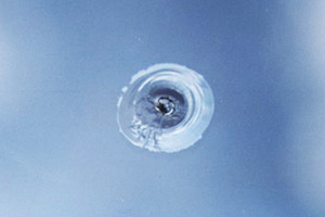 Скол автостекла типа Бычий глаз